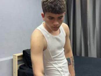 maxwoolf webcam model stream image