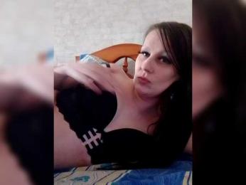 Maia85 webcam bongacams model stream image