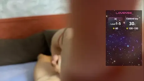 lekfull-kitten webcam model stream image