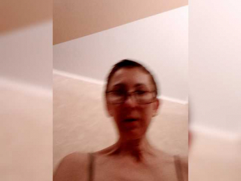 Lanusik88 webcam model stream image