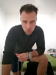 mrlyuis webcam model stream image