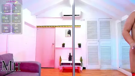 MizzHell webcam model stream image