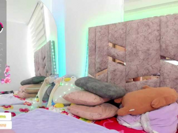 PaulinRoss webcam bongacams model stream image
