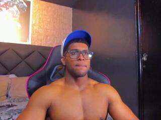 Dany Dryy webcam model stream image