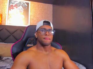 Dany Dryy webcam model stream image