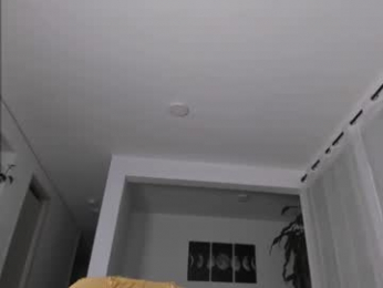 hotay_ webcam model stream image