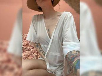 Bagiraa webcam model stream image