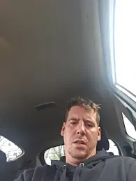 Titanhoott webcam model stream image