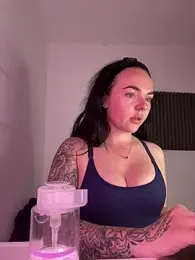 YorkshireGirly webcam model stream image