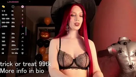 SophiaFlorence webcam model stream image