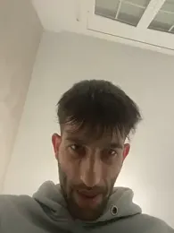 Dondeloquieras4 webcam model stream image