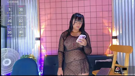 mensia_hernandz webcam model stream image