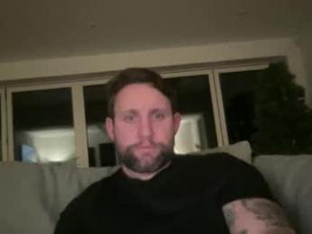 _british_hung_ webcam model stream image