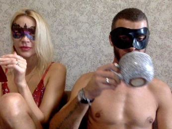 Oly-Alex webcam bongacams model stream image