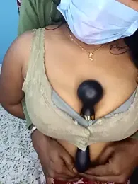 Naughty-Chaaya webcam model stream image