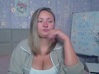 Sally Verda webcam model stream image