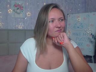 Sally Verda webcam model stream image