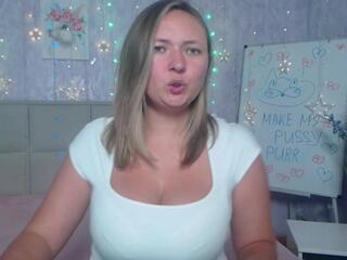 Sally Verda webcam model stream image