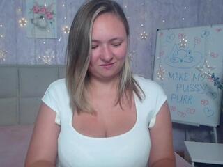 Sally Verda webcam model stream image