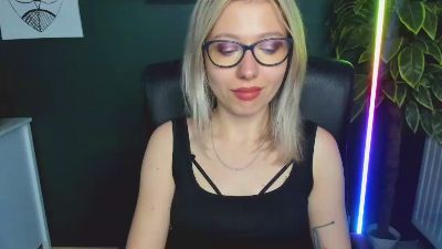 niceHEIDI webcam model stream image