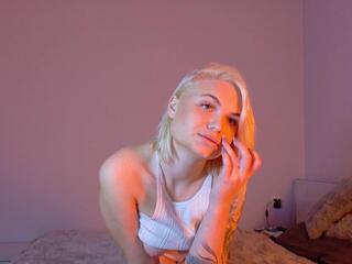 Ivory Soul webcam model stream image