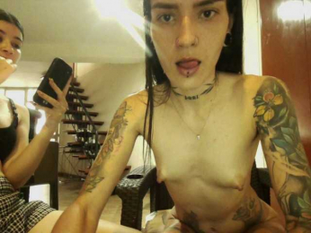 EmmaHerby1 webcam bongacams model stream image