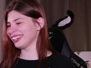 inside_tori webcam model stream image