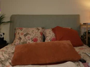 honeyyykate webcam model stream image