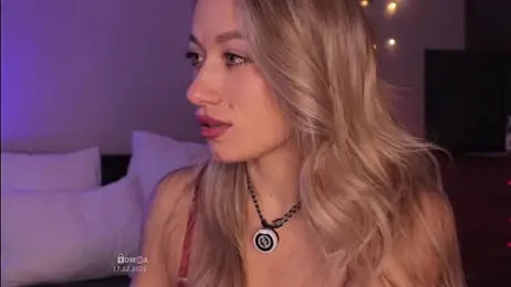 Blondie_Bunny webcam stripchat model stream image