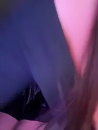 Queen-Walae webcam model stream image