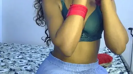 Indian-Squirt webcam model stream image