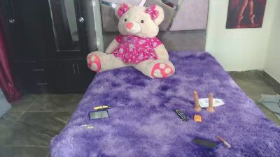 emma_onassis webcam cam4 model stream image