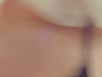 Your-Alice webcam model stream image