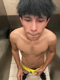 Bay_freedo webcam stripchat model stream image