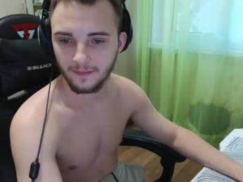 golden_boyyy21 webcam model stream image