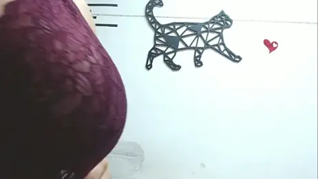 Emawalker_ webcam model stream image