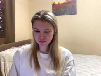 SkyeDavis webcam bongacams model stream image