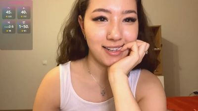 SuzannLertora webcam model stream image