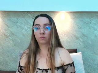 Ashlley Bennet webcam model stream image