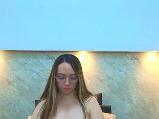 Ashlley Bennet webcam flirt4free model stream image
