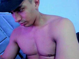 Tyler Durdeen webcam model stream image