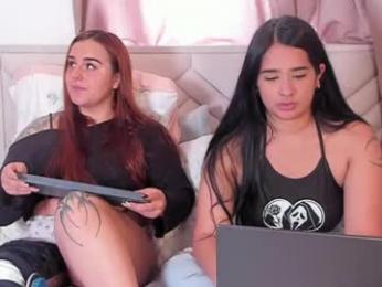 maeena webcam model stream image