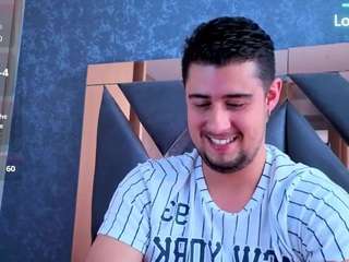 ryan-evanss webcam model stream image