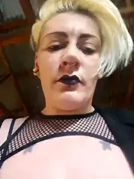 PinkTheHawk webcam model stream image