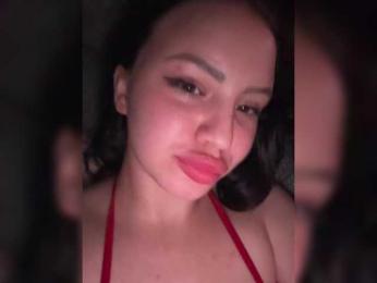 Violleta-mmm webcam model stream image