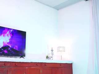 lara-giraldo webcam model stream image
