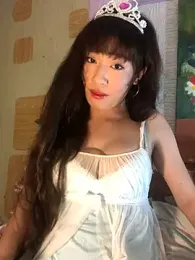 SassyLaurier webcam model stream image