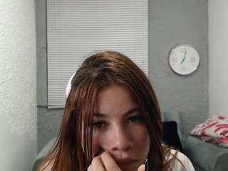 scarlet-redhead webcam model stream image