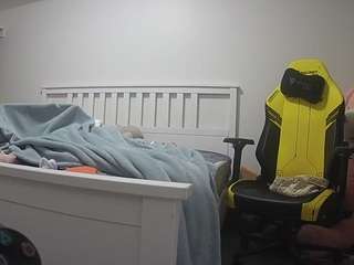 voyeurcam-sexy-little-ana-01 webcam model stream image