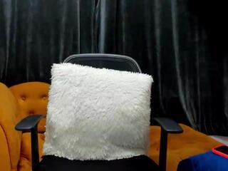 Mia Kleim webcam model stream image